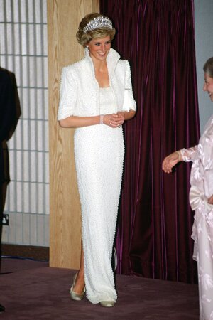 1989-elvis-dress.jpg