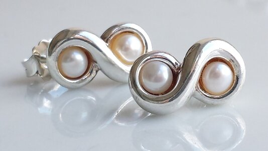 Tiffany pearls.jpg