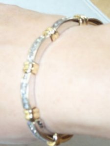 bracelet2.jpg