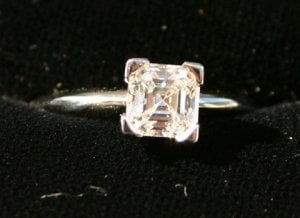 asscher front1.JPG asscher front1.JPG