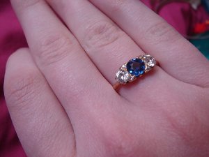 diamondsapphring1.jpg diamondsapphring1.jpg
