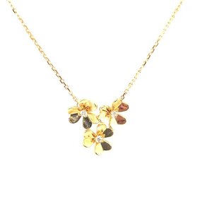 van-cleef-and-arpels-frivole-pendant-3-flowers-mini-model-yellow-gold-diamond-necklace-0-0-650...jpg
