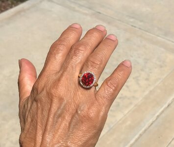 10.18ct Zincite Ring 2A.jpg 10.18ct Zincite Ring 2A.jpg