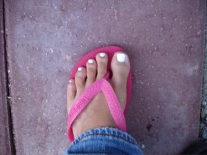 flipflopsillypic.jpg