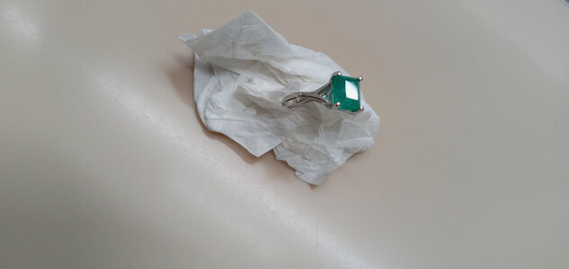 3.01 untreated emerald platinum ring..no1.jpg