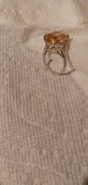 imperial topaz . ring .(13.30 cts) platinum950( 5.15 grams ).jpg