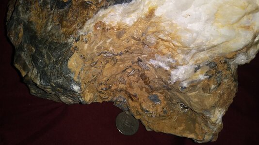 topaz 9 x 6 x6 inches.jpg