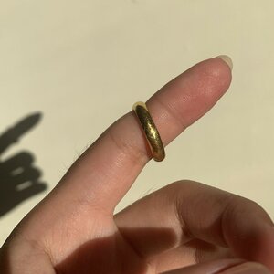 gold band.jpg