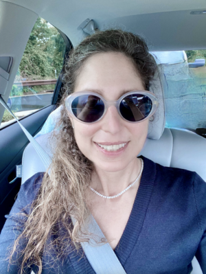 selfieincar2022.png