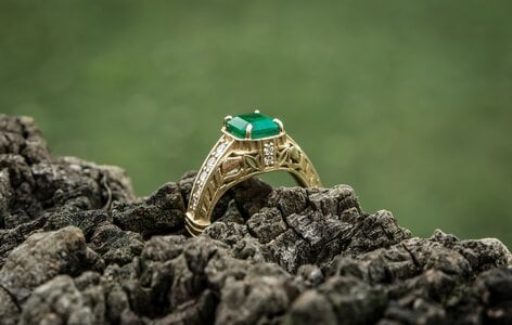 1.68ct Emerald 3.jpg