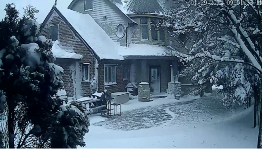 securitycamerasnowshotfrontyard.png