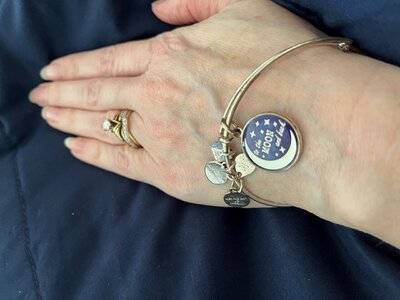 Bracelet.jpg
