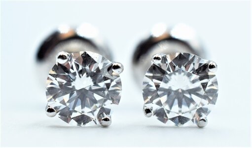 Studs 3.jpg