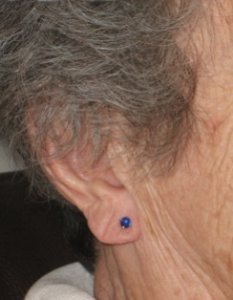 ps sapph earrings1.jpg