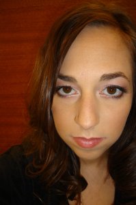 robbie3982macmakeup1.jpg
