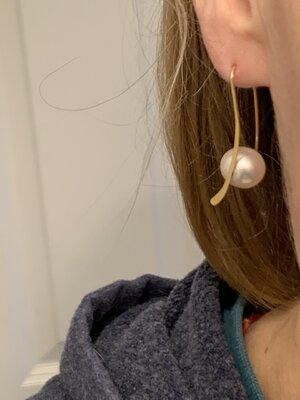 odd earrings_2166.JPG odd earrings_2166.JPG