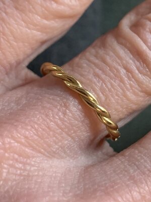 gold bands_2537.JPG