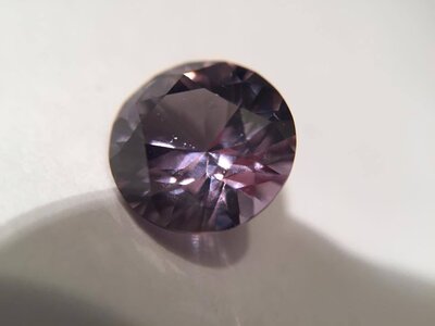 OriginalCutOfOecSpinel.jpg