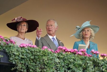 the-countess-of-wessex-the-prince-of-wales-and-the-duchess-news-photo-1655214489.jpg