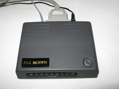 External_33.6k_serial_dial-up_modem.jpg