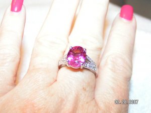 Pink jewelry ring  001.jpg