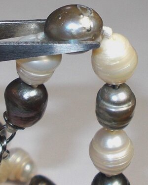 strand irregular pearls DSCN5931_2.JPG strand irregular pearls DSCN5931_2.JPG