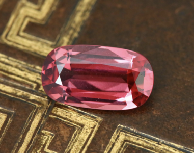 Spinel 5.57 ct long oval.png