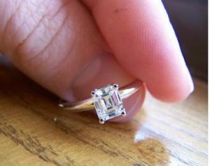 ec.ring.opinion.pic5.JPG