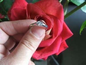 trying to get the perfect shot of my ring 092.jpg
