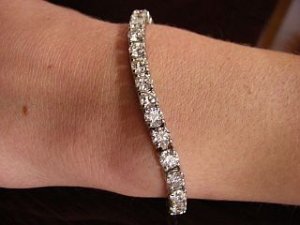 Jessica Tennis Bracelet 003.jpg