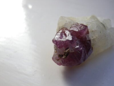 Purple Hunza sapphire 5.JPG