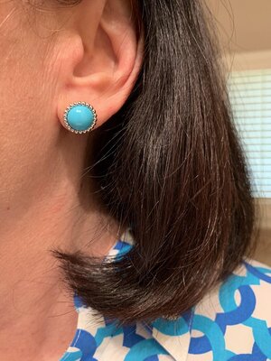 VCA perleeturquoiseearrings3.jpg