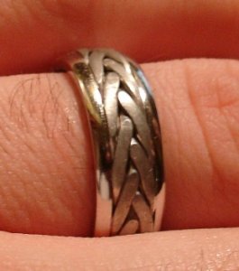 thenewweddingring.JPG