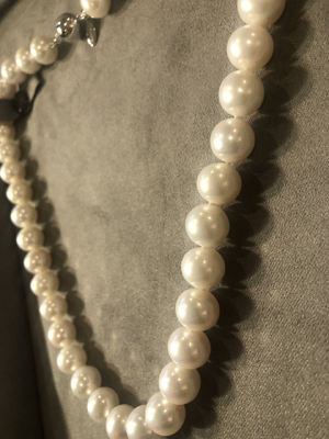 pearls 3.png