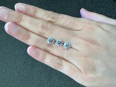 hand shot.jpg
