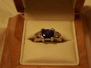 cush sapp in boxF12.jpg cush sapp in boxF12.jpg