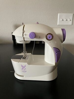 sewing machine.jpg