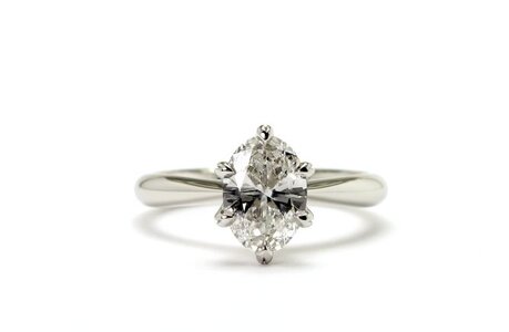 Nicole Oval Petite Torchiere 1.07ct Sz4_002s.JPG