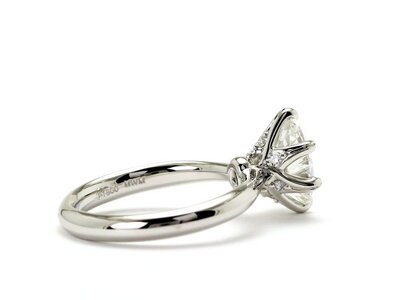 Nicole Oval Petite Torchiere 1.07ct Sz4_003s.JPG