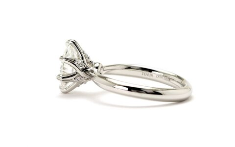 Nicole Oval Petite Torchiere 1.07ct Sz4_010s.JPG