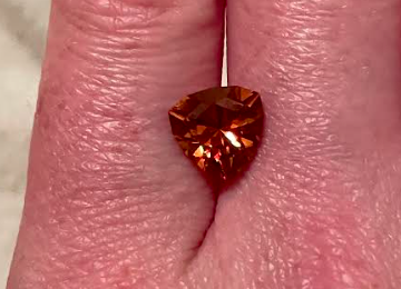 yellow_garnet_2.png