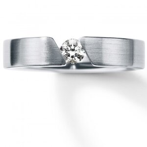 .20 ct, 4.5 mm band.jpg