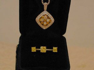 Yellow-diamonds-web.jpg Yellow-diamonds-web.jpg