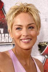 stone001MTVAwards2004_250h.jpg