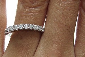 1 carat 9 pointers.jpg
