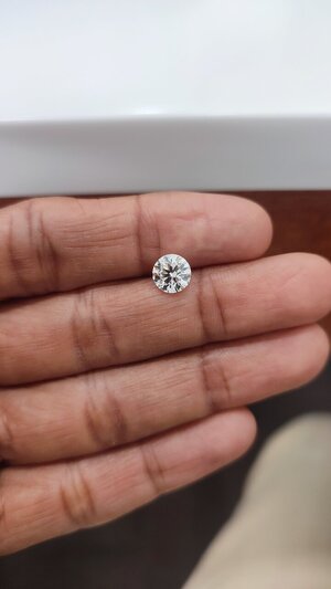 1.54ct G VS2_Image.jpg