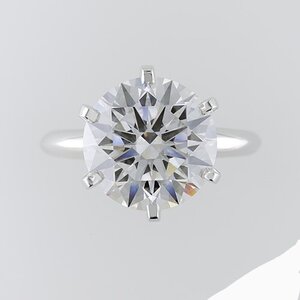 Vatche-6-Prong-Solitaire-Engagement-Ring-in-Platinum-from-Whiteflash_808044_82433_top~2.jpg