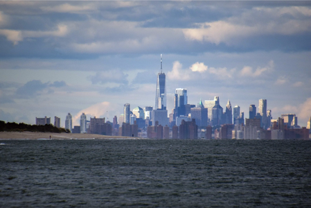nycskylinefrombeach.png