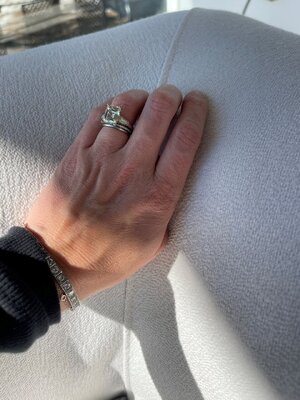 Ring.jpg
