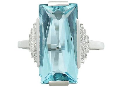a9111a-large-aquamarine-ring_143_detail.jpg